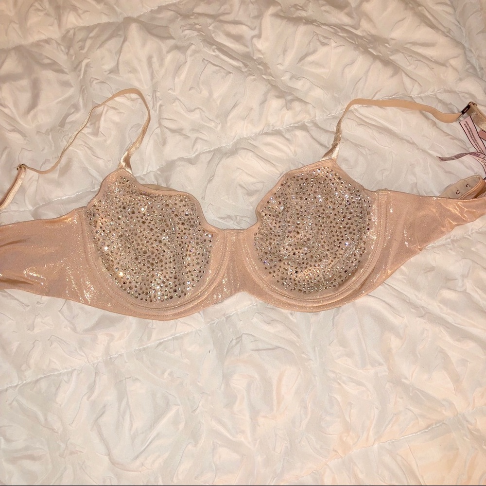 Victoria's Secret Dream Angels Rhinestones Bra